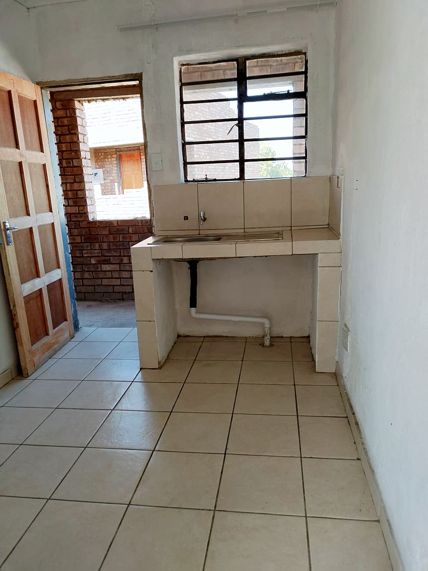 Kitchenette in a Kenla Village flat
